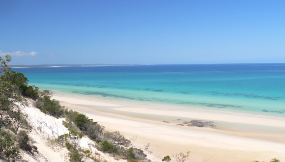 Fraser Island Western Beach – Trekking and Kayaking